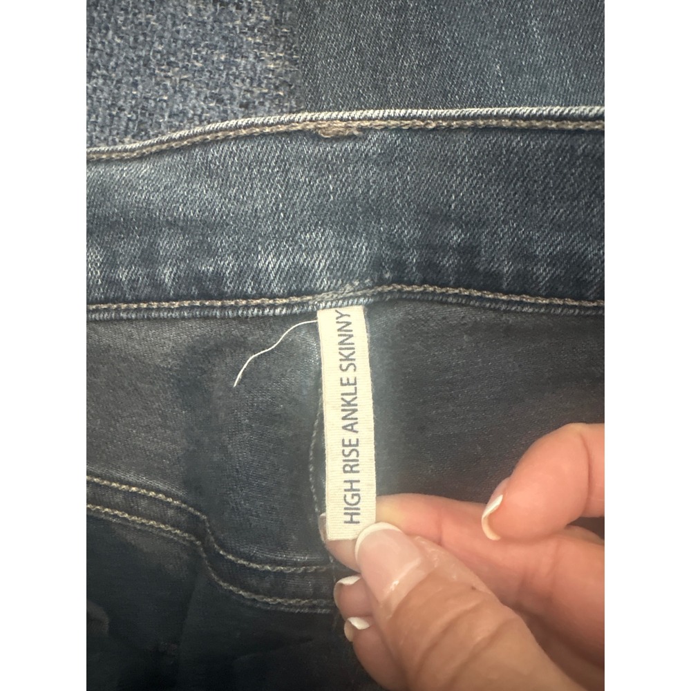 Rag Bone High Rise Ankle Skinny Jeans Dark‎ Wash Distressed Knee Raw Hem Size 28 - Picture 7 of 7